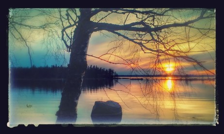 Ilta-aurinko Mullinlahdella