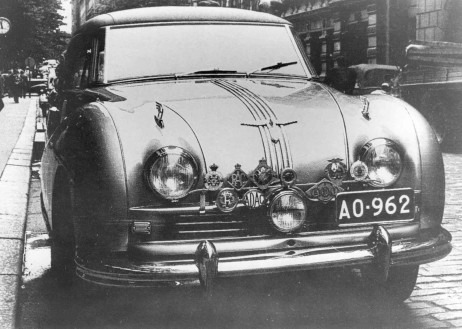 Vuoden 1951 Jyväskylän Suurajot voittanut Austin Atlantic. Kuva Scuderia Naftalin